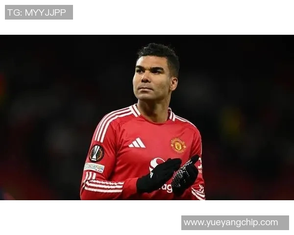 卡塞米罗的传奇之路:从巴西足球新星到世界顶级中场的蜕变与荣耀 卡塞米罗的传奇之路:从巴西足球新星到世界顶级中场的蜕变与荣耀