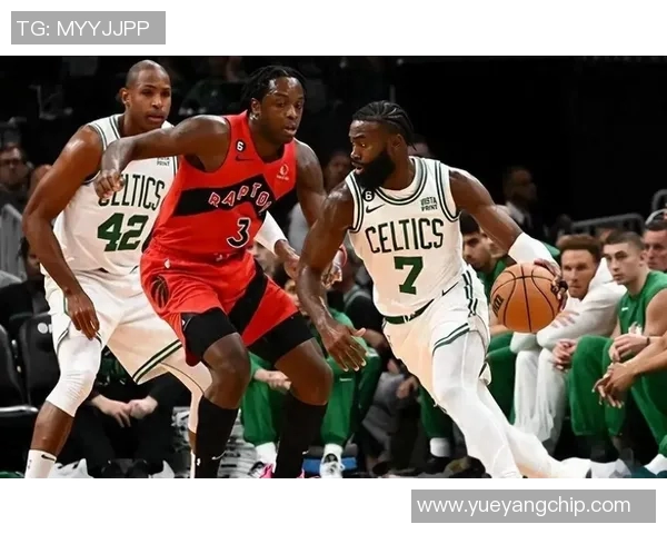 凯尔特人对阵猛龙精彩瞬间回顾与比赛照片分享